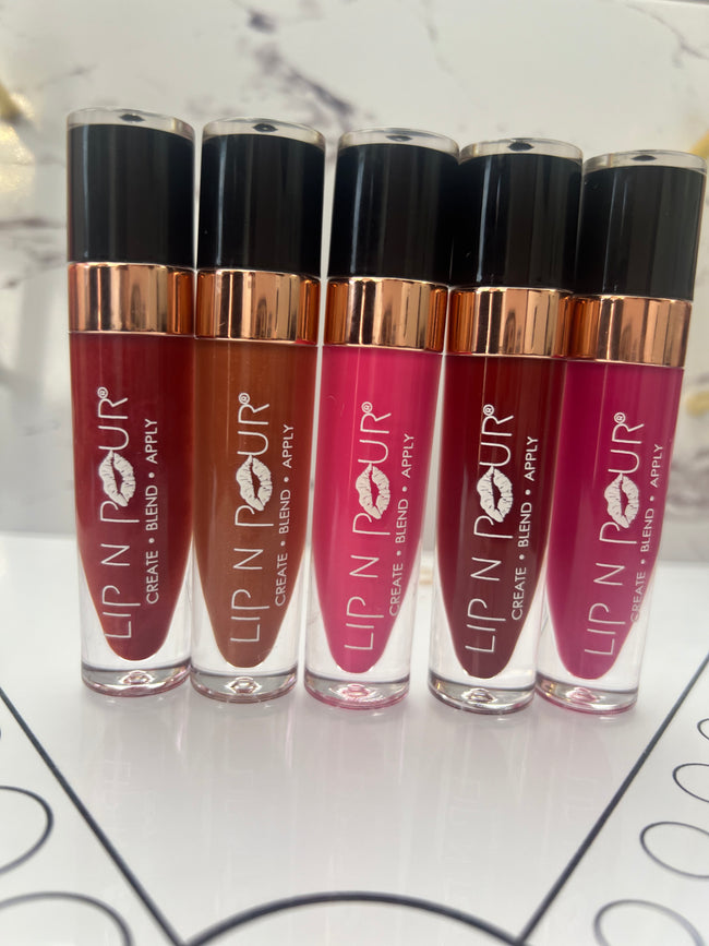 Charlotte - Custom Lip Experience Workshop